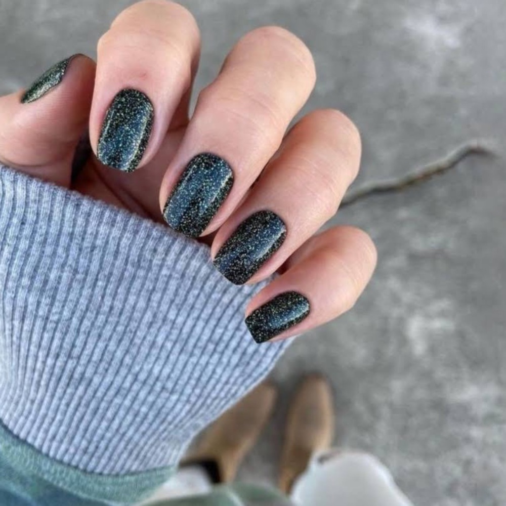 *Retired* Color Street: Gaelic Greenery | Emerald Glitter St. Patrick’s Day - Picture 11 of 16